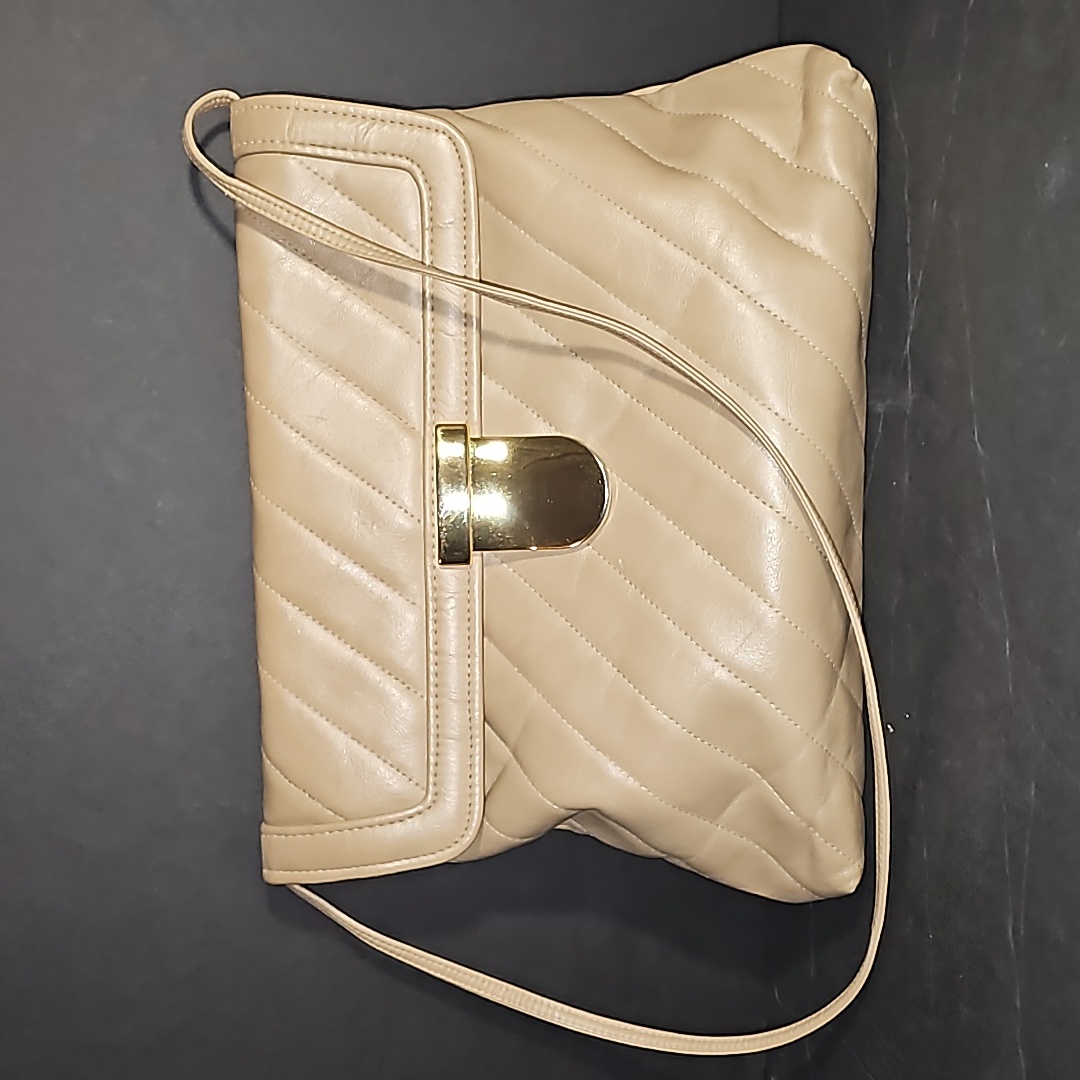 Cara Vintage Made In Usa Camel Diagonal Leather Bag W/Gold Accent Vguc*